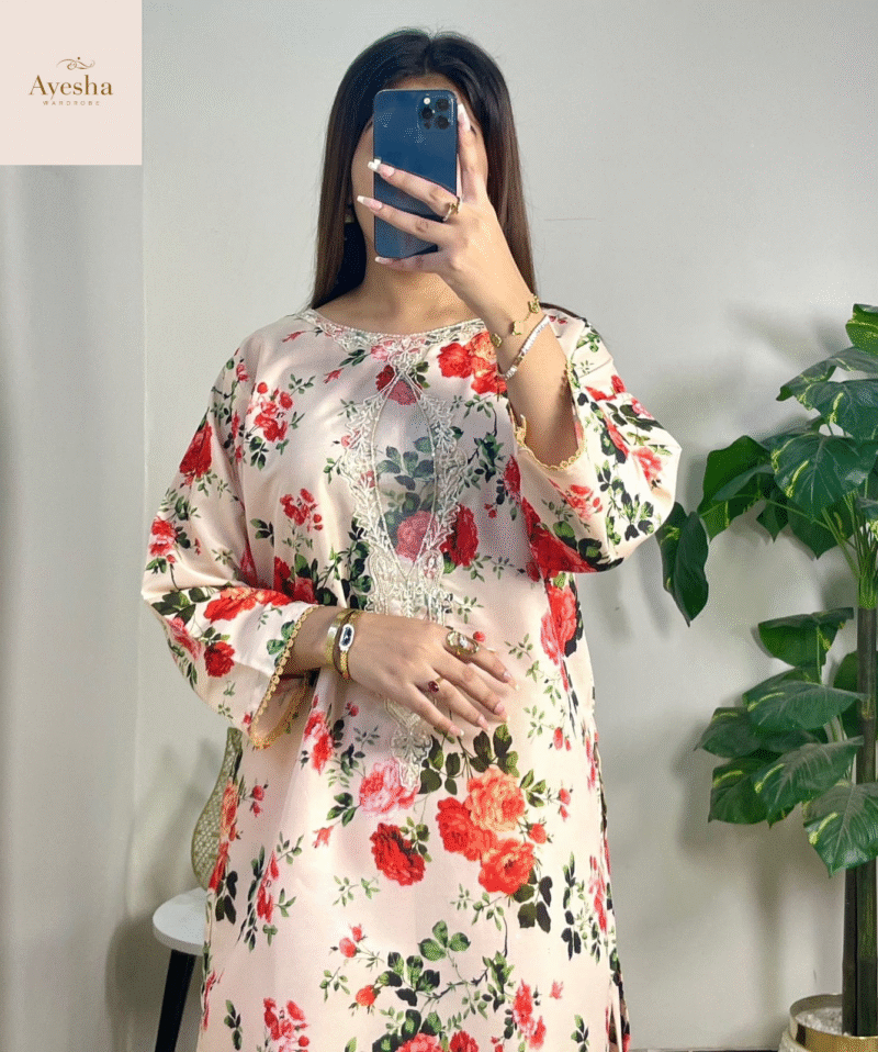 Digital Printed Outfit  Shirt Neck Pach Work and Border and Sleeves Lace Work Printed Farshi Shalwar Printed Munar Duppatta
