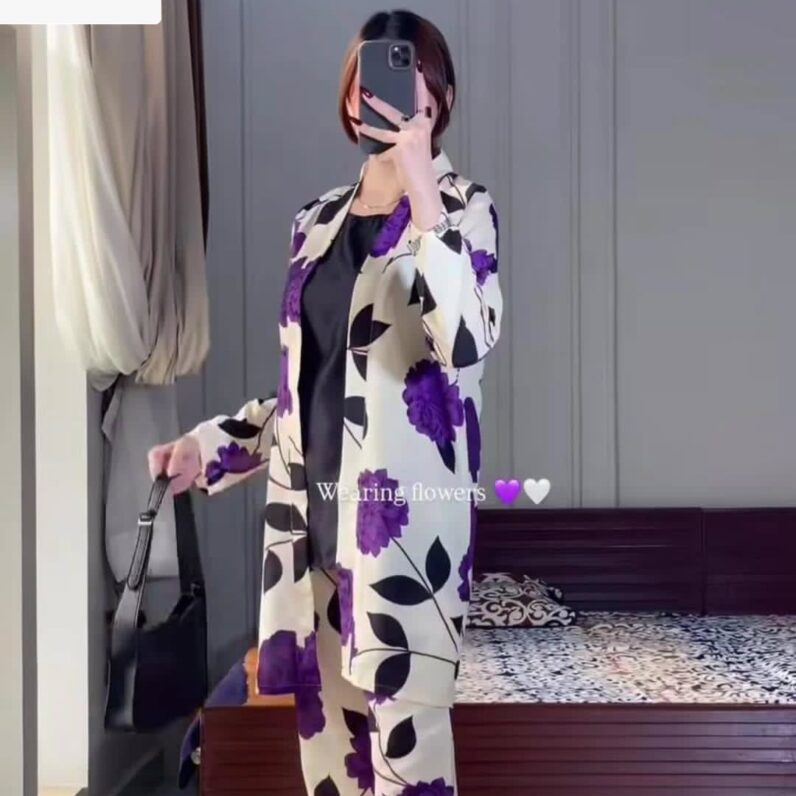 Shirt & Trouser: Swiss Lawn Inner: Silk